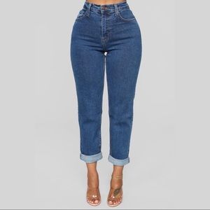 Fashion nova mom jeans